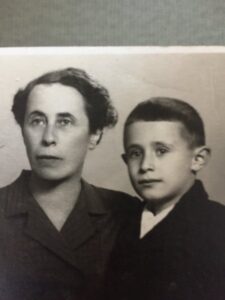 Peter with his mother Ilona 
soon after their return from Bergen-Belsen